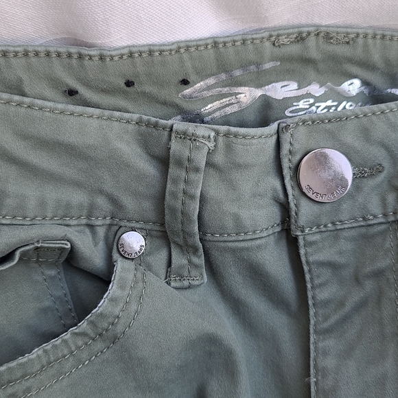 Seven7 High Rise Skin-Fit Jeans - Picture 9 of 9